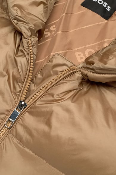 ΓΥΝΑΙΚΕΙΟ ΜΠΟΥΦΑΝ BOSS - 260 ΜΠΕΖ